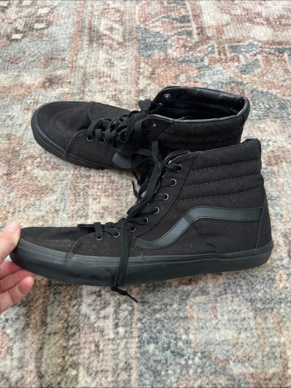 Vans Men’s Wide Black High-Top Classic Sneakers